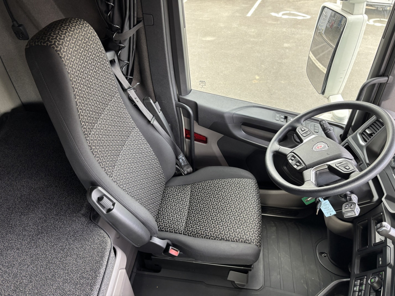 Лизинг на SCANIA S 500 A4x2NA SCANIA S 500 A4x2NA: слика 8 Лизинг на SCANIA S 500 A4x2NA SCANIA S 500 A4x2NA: слика 8