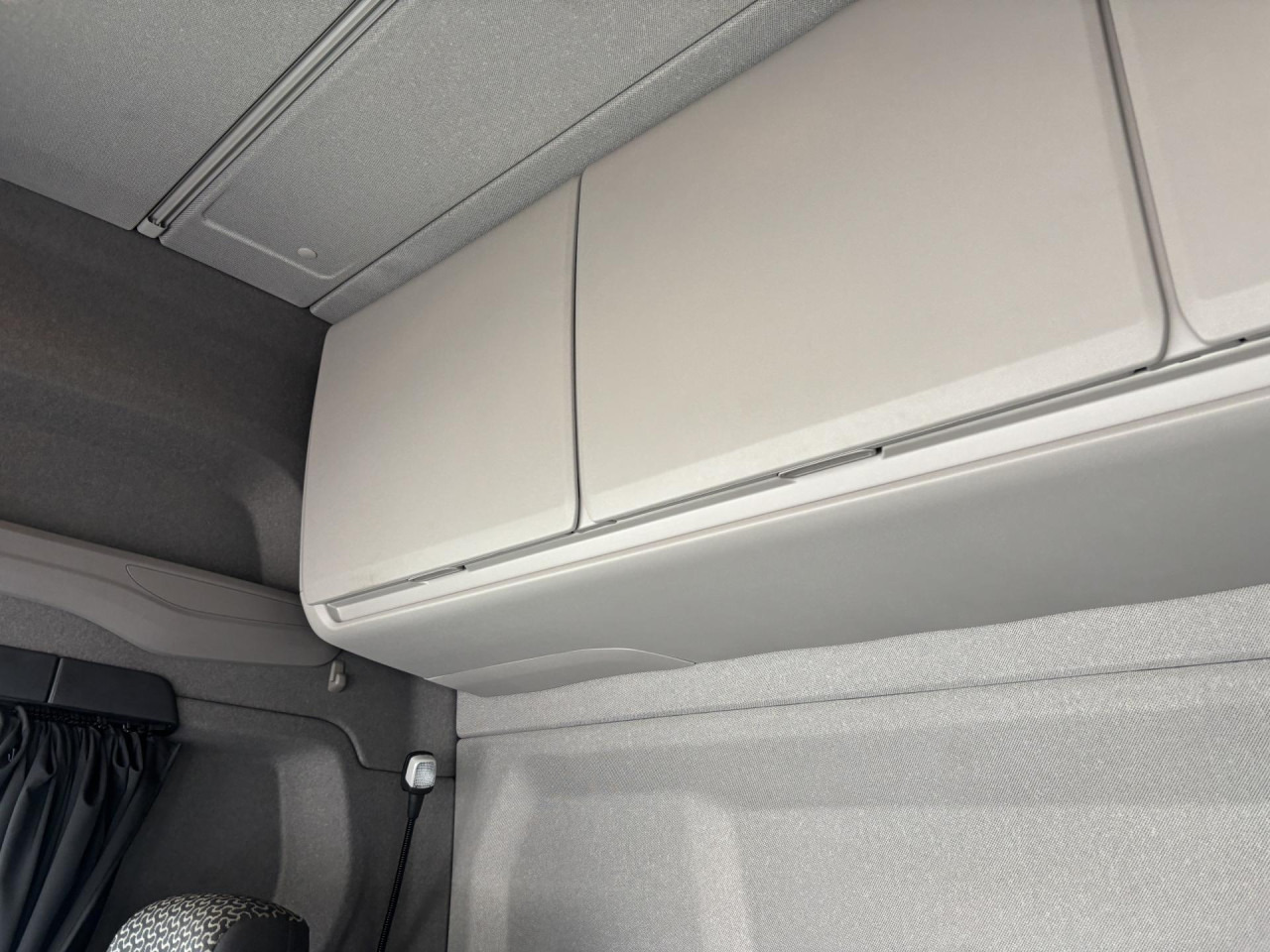 Лизинг на SCANIA S 500 A4x2NA SCANIA S 500 A4x2NA: слика 6 Лизинг на SCANIA S 500 A4x2NA SCANIA S 500 A4x2NA: слика 6