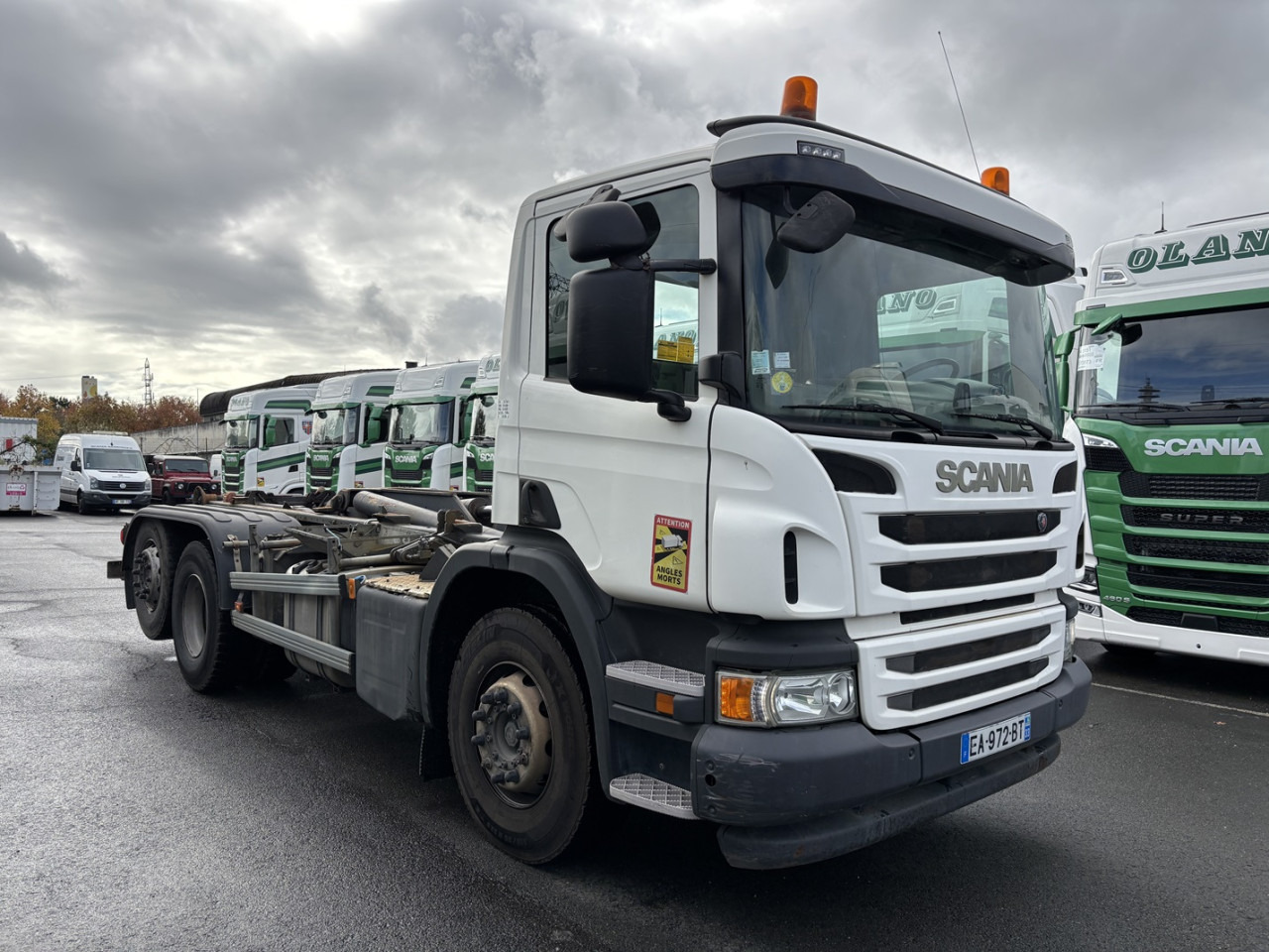 SCANIA P 410 LB6x2MSA - Камион со кабинска шасија: слика 2 SCANIA P 410 LB6x2MSA - Камион со кабинска шасија: слика 2