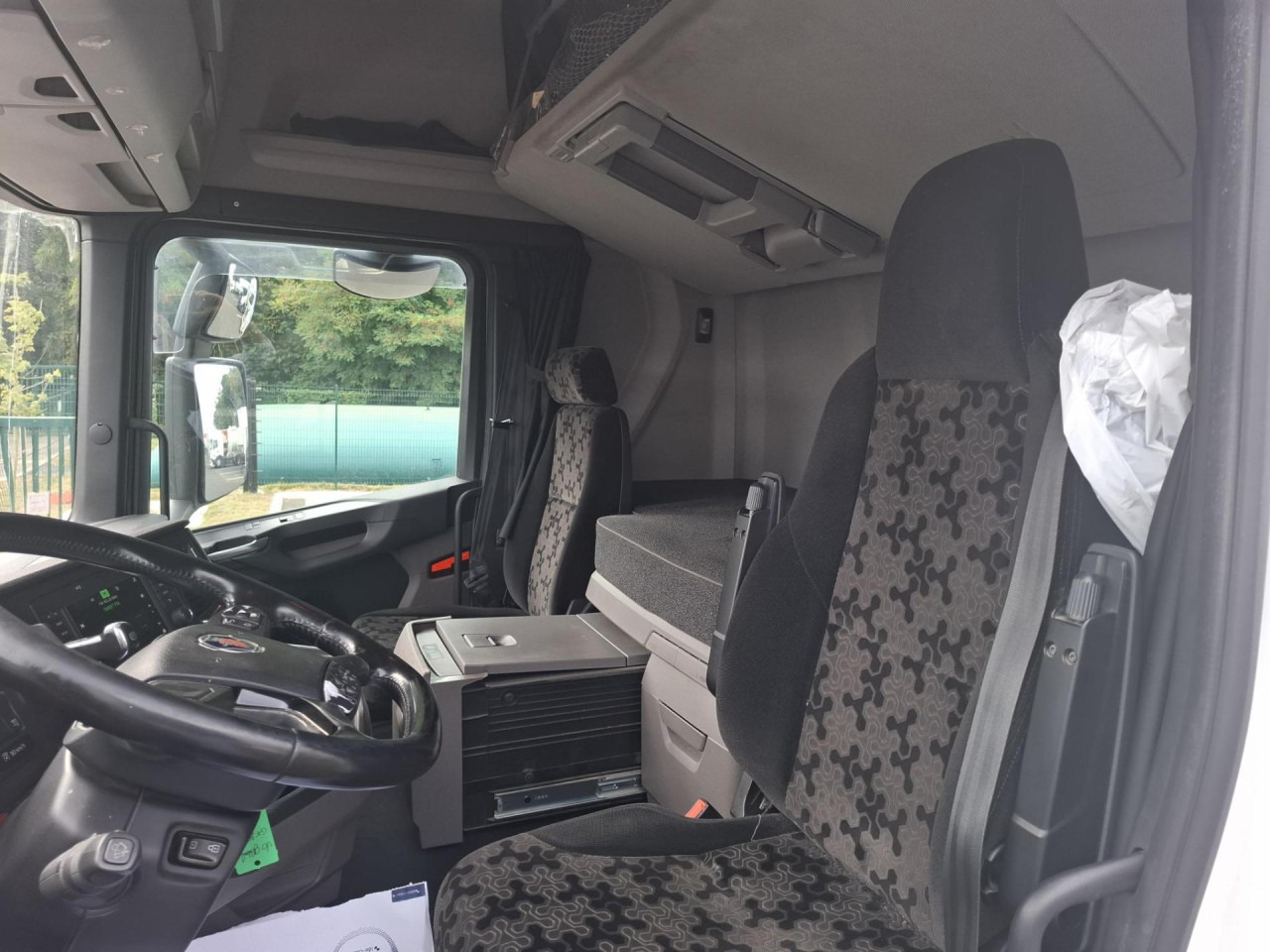 SCANIA SCANIA R500 CR20H - Камион влекач: слика 2 SCANIA SCANIA R500 CR20H - Камион влекач: слика 2