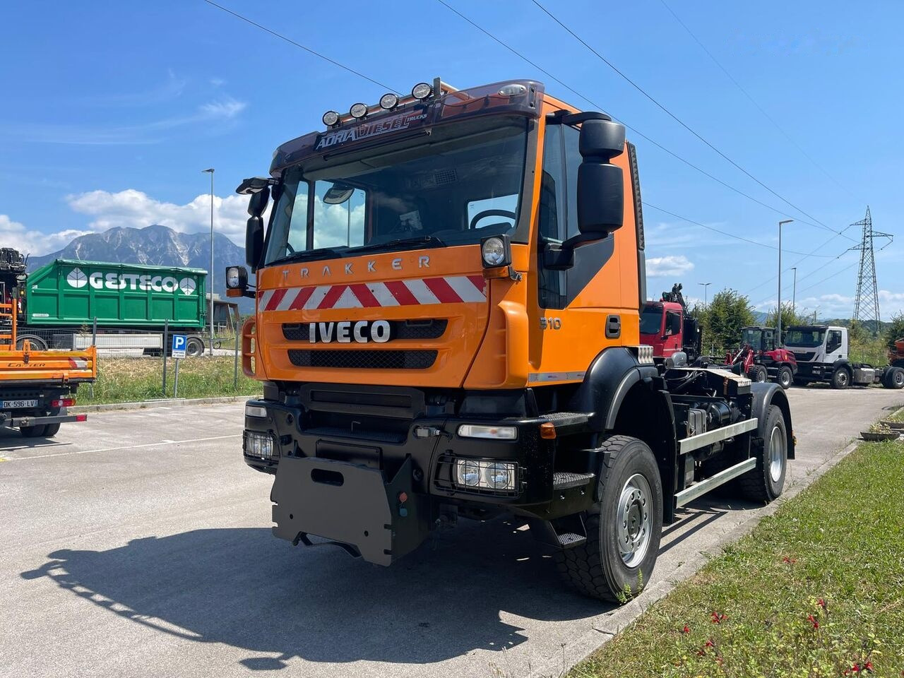 IVECO Trakker 310 AD190T31W - Камион со кука за подигање, Камион со кран: слика 2 IVECO Trakker 310 AD190T31W - Камион со кука за подигање, Камион со кран: слика 2