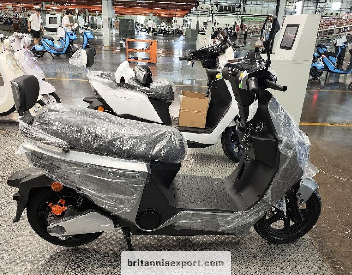 LUYUAN S90 Pro Max | 80 Km/h | 120-150 Km Range | Electric Scooter - Мотоцикл: слика 1 LUYUAN S90 Pro Max | 80 Km/h | 120-150 Km Range | Electric Scooter - Мотоцикл: слика 1