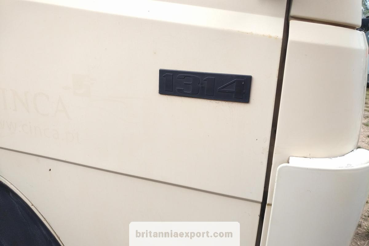 MERCEDES-BENZ 1314 | OM366 6 Cylinder | 4x2 6 Tyres | 13 Ton | On Springs - Камион со платформа: слика 3 MERCEDES-BENZ 1314 | OM366 6 Cylinder | 4x2 6 Tyres | 13 Ton | On Springs - Камион со платформа: слика 3