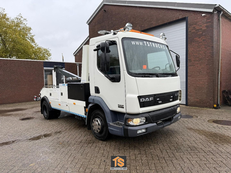 DAF FA LF45 EURO 3 - MANUAL - TOWTRUCK/AFSLEPER/ABSCHLEPP - BELGIUM TRUCK - TUV/APK 06/2026 - TOP! - Камион за влечење: слика 4 DAF FA LF45 EURO 3 - MANUAL - TOWTRUCK/AFSLEPER/ABSCHLEPP - BELGIUM TRUCK - TUV/APK 06/2026 - TOP! - Камион за влечење: слика 4