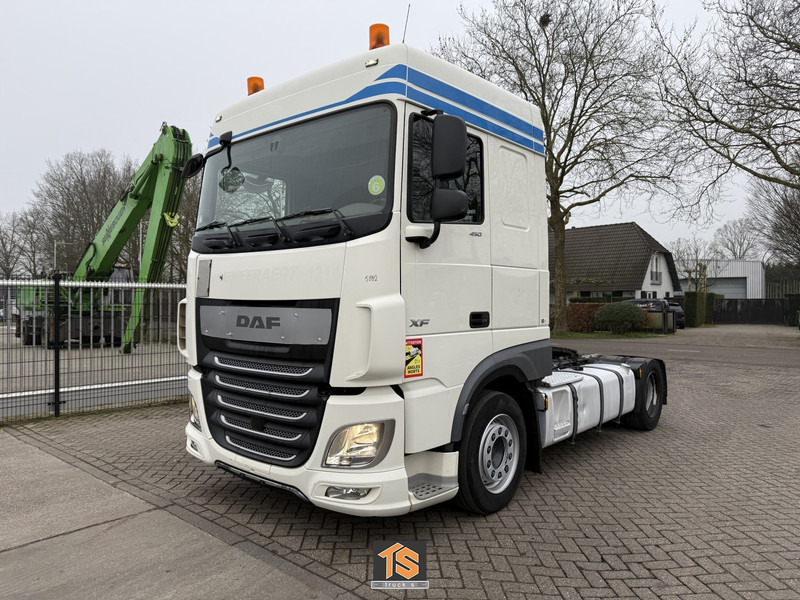 DAF XF 450 SC - MEGA/LOW - ADR - BELGIUM TOP TRUCK - Камион влекач: слика 1 DAF XF 450 SC - MEGA/LOW - ADR - BELGIUM TOP TRUCK - Камион влекач: слика 1