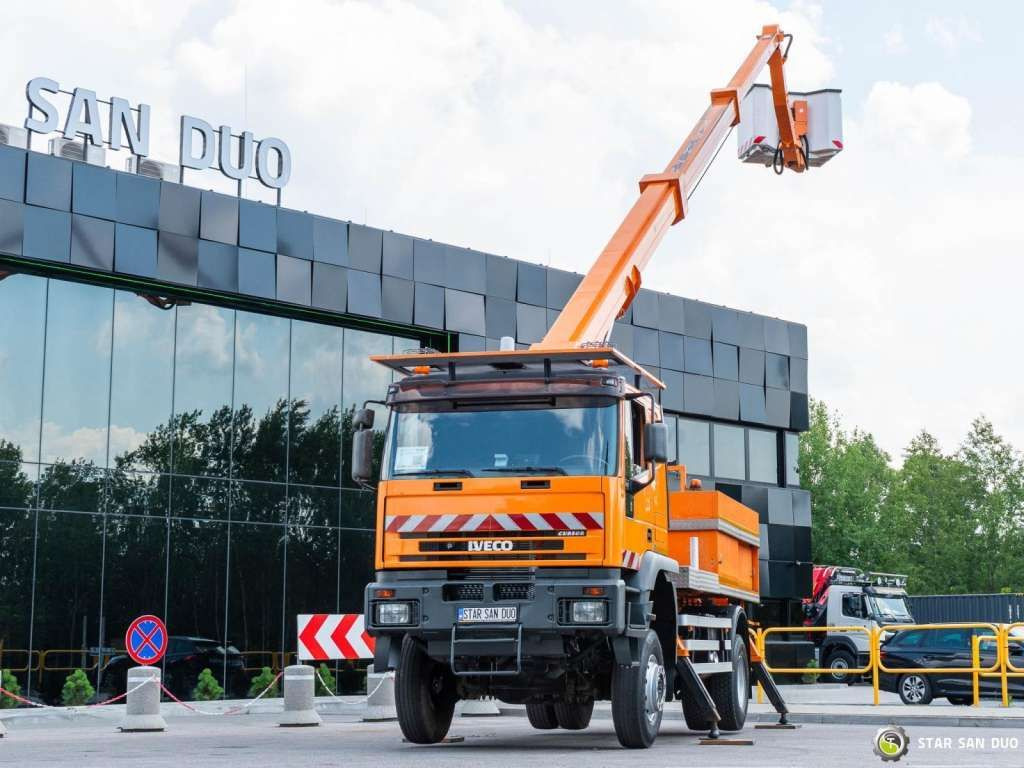 Iveco CURSOR 240 4x4 RUTHMANN T225 22,5 Meters Lift - Камион со подигачка кошница: слика 5 Iveco CURSOR 240 4x4 RUTHMANN T225 22,5 Meters Lift - Камион со подигачка кошница: слика 5