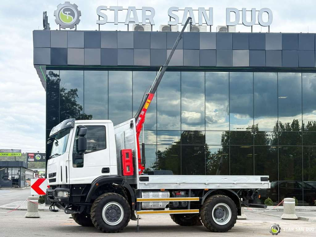 Iveco Eurocargo 4x4 HMF 202 Euro 6 mileage: 76,000 k - Камион со кран: слика 1 Iveco Eurocargo 4x4 HMF 202 Euro 6 mileage: 76,000 k - Камион со кран: слика 1