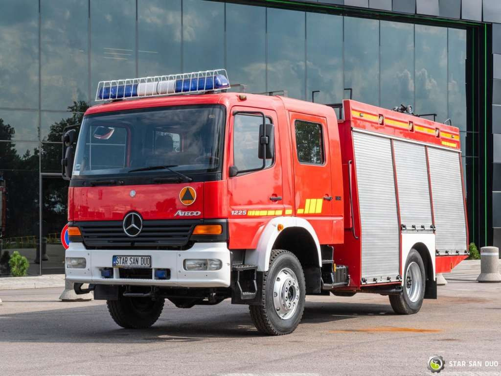 Mercedes-Benz 4x4 ATEGO 1225 CNBOP Fire Brigade - Камион: слика 3 Mercedes-Benz 4x4 ATEGO 1225 CNBOP Fire Brigade - Камион: слика 3