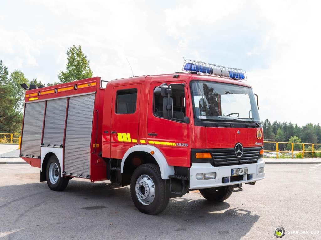 Mercedes-Benz 4x4 ATEGO 1225 CNBOP Fire Brigade - Камион: слика 2 Mercedes-Benz 4x4 ATEGO 1225 CNBOP Fire Brigade - Камион: слика 2
