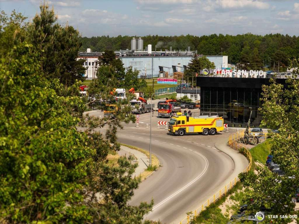 Volvo FM 460 6x6 Rosenbauer Fire Truck LSP Water Tank - Камион: слика 4 Volvo FM 460 6x6 Rosenbauer Fire Truck LSP Water Tank - Камион: слика 4
