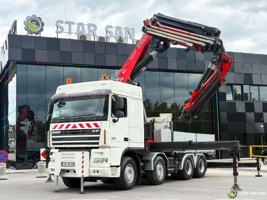DAF XF 105.510 8x4 FASSI F800 XP Crane Fifth wheel - Камион влекач: слика 2 DAF XF 105.510 8x4 FASSI F800 XP Crane Fifth wheel - Камион влекач: слика 2