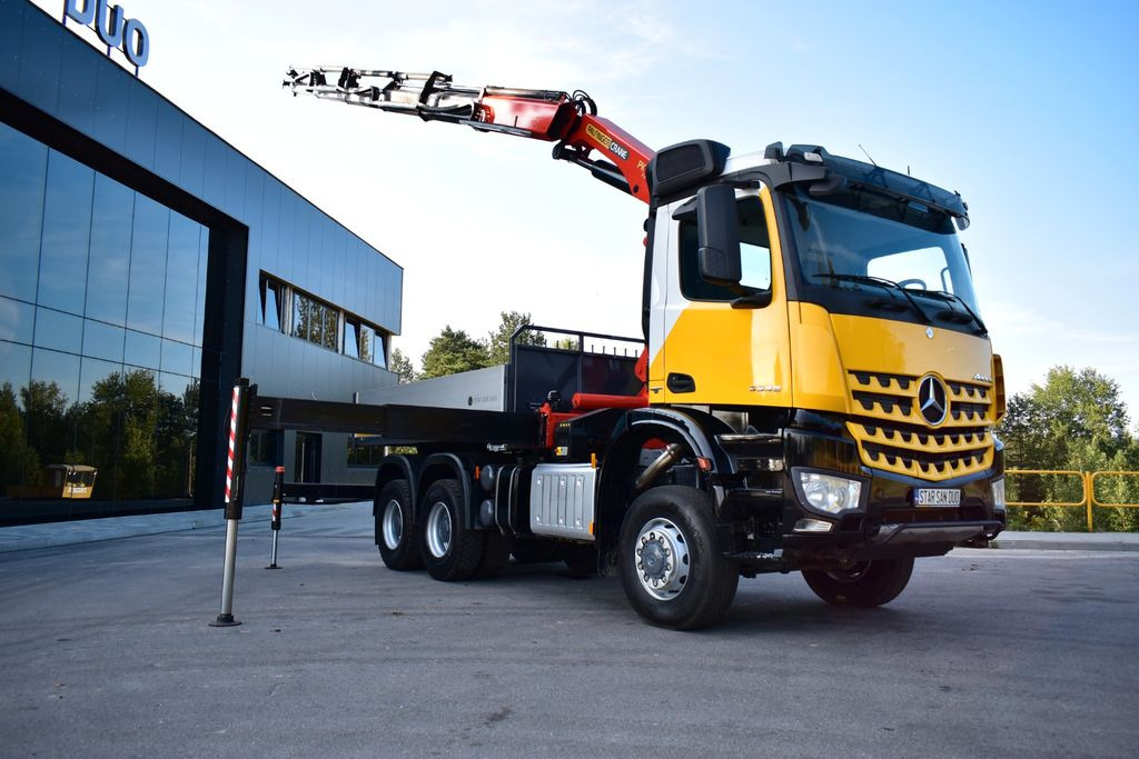 Mercedes-Benz AROCS 6x6 PALFINGER PK 33002 EURO 6 Crane Kran - Камион влекач: слика 1 Mercedes-Benz AROCS 6x6 PALFINGER PK 33002 EURO 6 Crane Kran - Камион влекач: слика 1