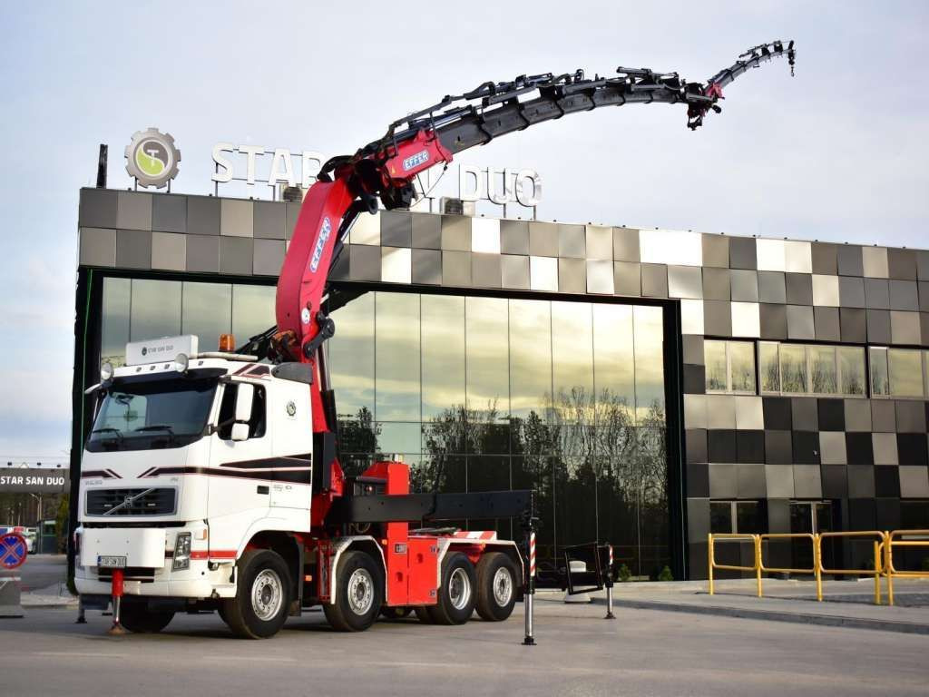 Volvo FH 520 8x2 EFFER 850 Fly Jib Winch 5th - Камион влекач: слика 5 Volvo FH 520 8x2 EFFER 850 Fly Jib Winch 5th - Камион влекач: слика 5