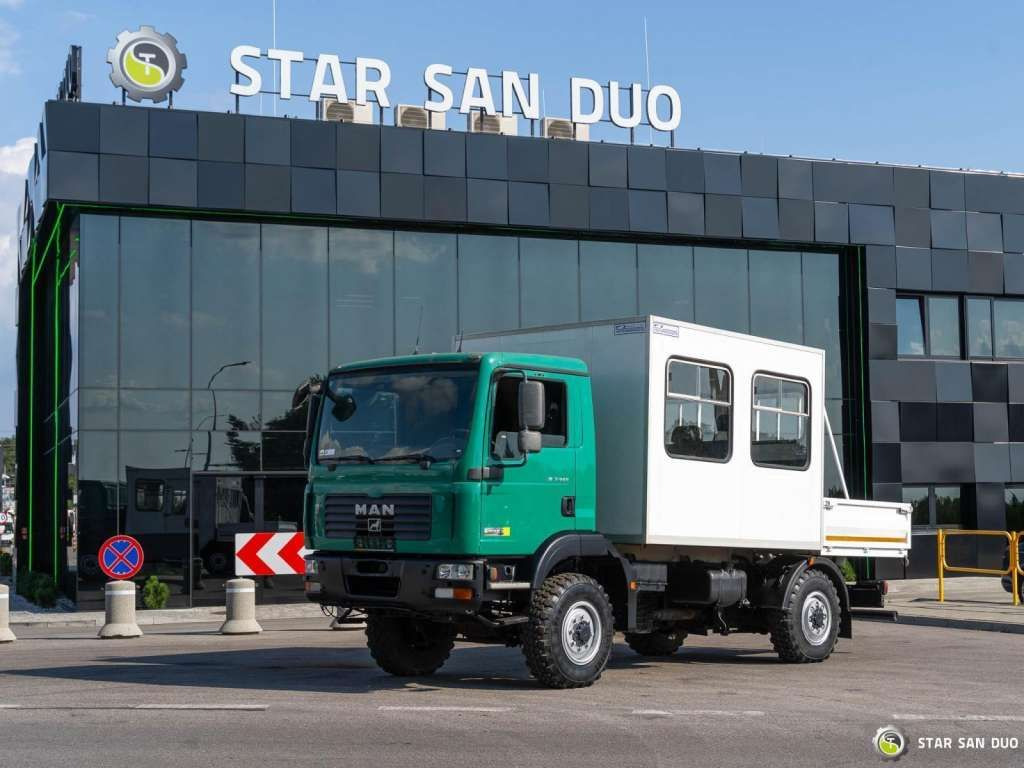 MAN TGM 13.240 4x4 BL Double Cab Camper BUS - Камион со кабинска шасија: слика 5 MAN TGM 13.240 4x4 BL Double Cab Camper BUS - Камион со кабинска шасија: слика 5