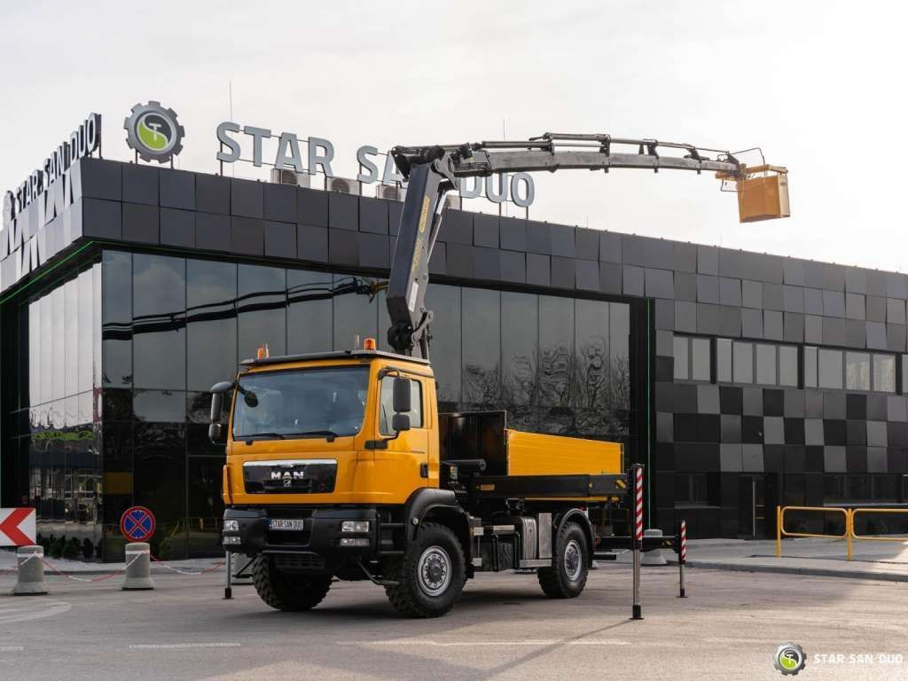 MAN TGM 18.340 4x4 PALFINGER PK 20002 CRANE BASKET MAN TGM 18.340 4x4 PALFINGER PK 20002 CRANE BASKET - Камион со кран, Камион со платформа: слика 1 MAN TGM 18.340 4x4 PALFINGER PK 20002 CRANE BASKET MAN TGM 18.340 4x4 PALFINGER PK 20002 CRANE BASKET - Камион со кран, Камион со платформа: слика 1