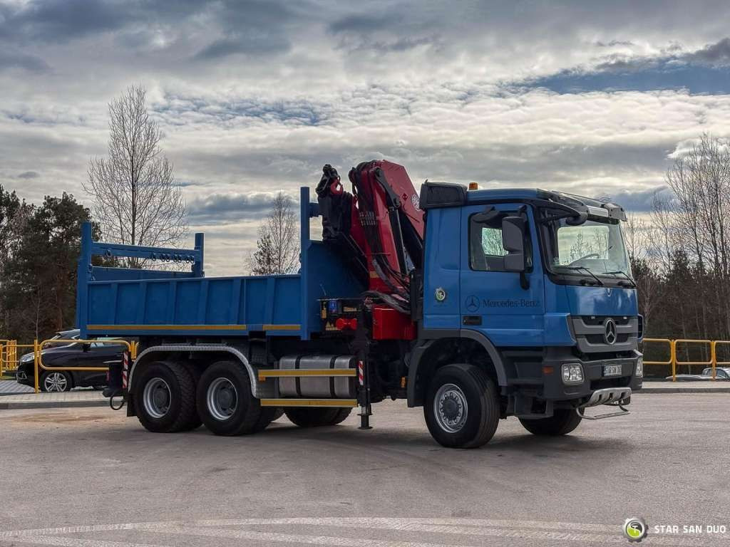 Mercedes-Benz ACTROS 3341 6x6 HMF 4220 K4 CRANE KIPPER - Кипер: слика 4 Mercedes-Benz ACTROS 3341 6x6 HMF 4220 K4 CRANE KIPPER - Кипер: слика 4