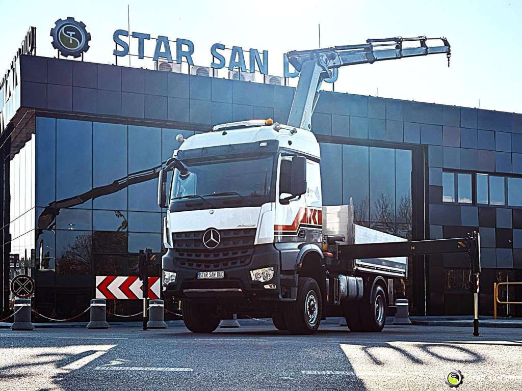 Mercedes-Benz AROCS 1851 4x4 PALFINGER PK 20002 Crane Kran - Камион со кран: слика 1 Mercedes-Benz AROCS 1851 4x4 PALFINGER PK 20002 Crane Kran - Камион со кран: слика 1