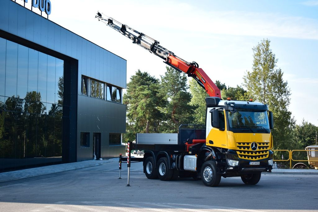 Mercedes-Benz AROCS 3345 6x6 PALFINGER PK 33002 EURO 6 KRAN - Камион со кран, Камион со платформа: слика 1 Mercedes-Benz AROCS 3345 6x6 PALFINGER PK 33002 EURO 6 KRAN - Камион со кран, Камион со платформа: слика 1
