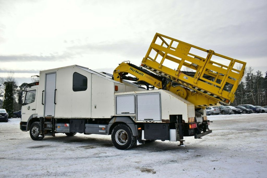 Mercedes-Benz ATEGO 1323 PK 8000T RAIL Platform - Камион со подигачка кошница: слика 5 Mercedes-Benz ATEGO 1323 PK 8000T RAIL Platform - Камион со подигачка кошница: слика 5