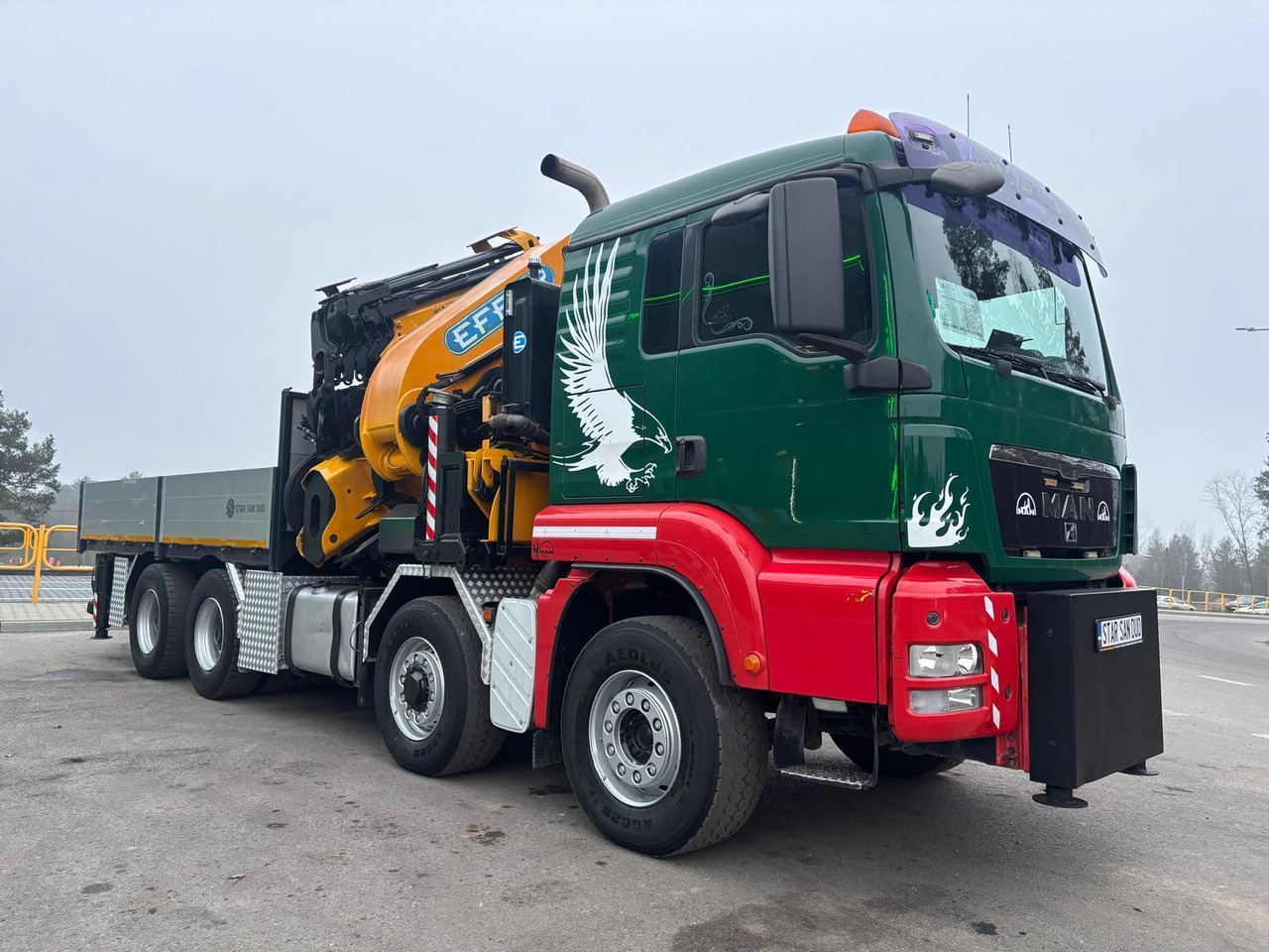 - Камион со кран: слика 3 - Камион со кран: слика 3