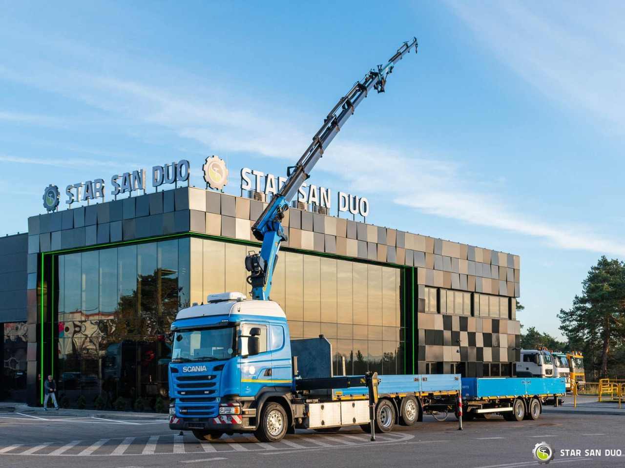 - Камион со кран: слика 5 - Камион со кран: слика 5