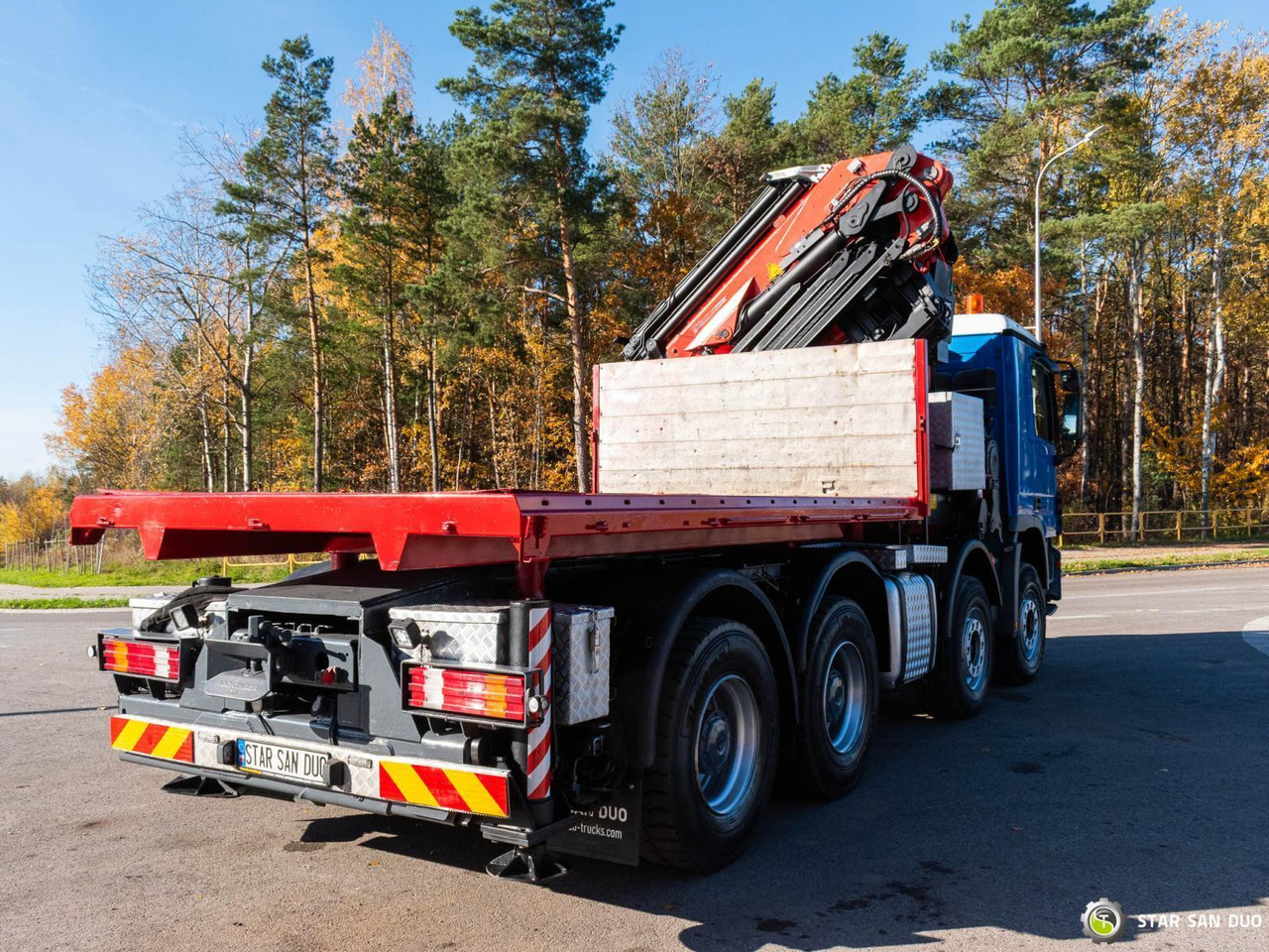 Камион со кран : слика 11 Камион со кран : слика 11