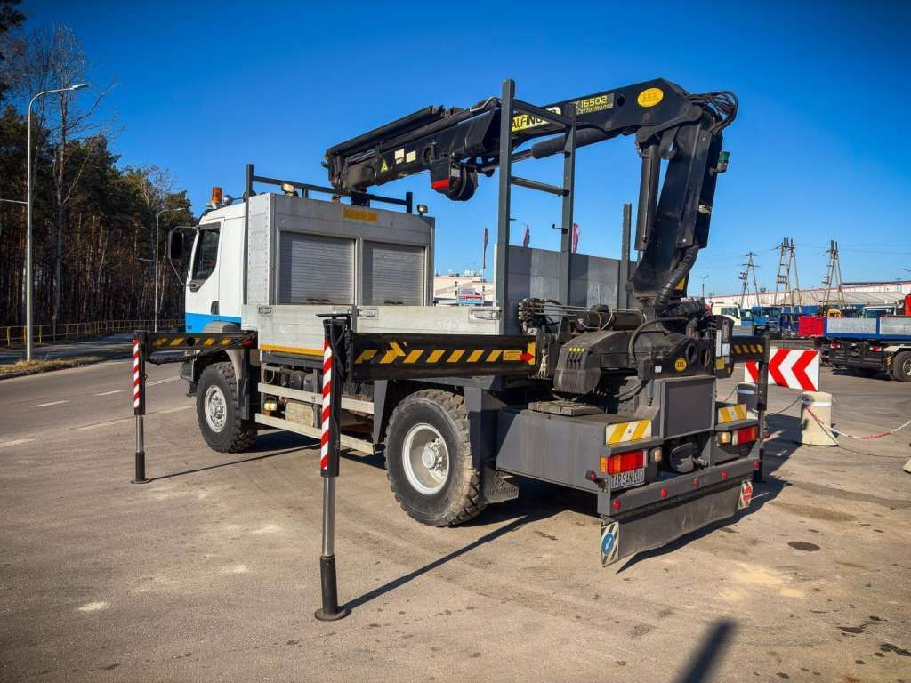 Renault KERAX 270 4x4 PALFINGER PK 16502 CRANE WINCH - Камион со кран, Камион со платформа: слика 4 Renault KERAX 270 4x4 PALFINGER PK 16502 CRANE WINCH - Камион со кран, Камион со платформа: слика 4