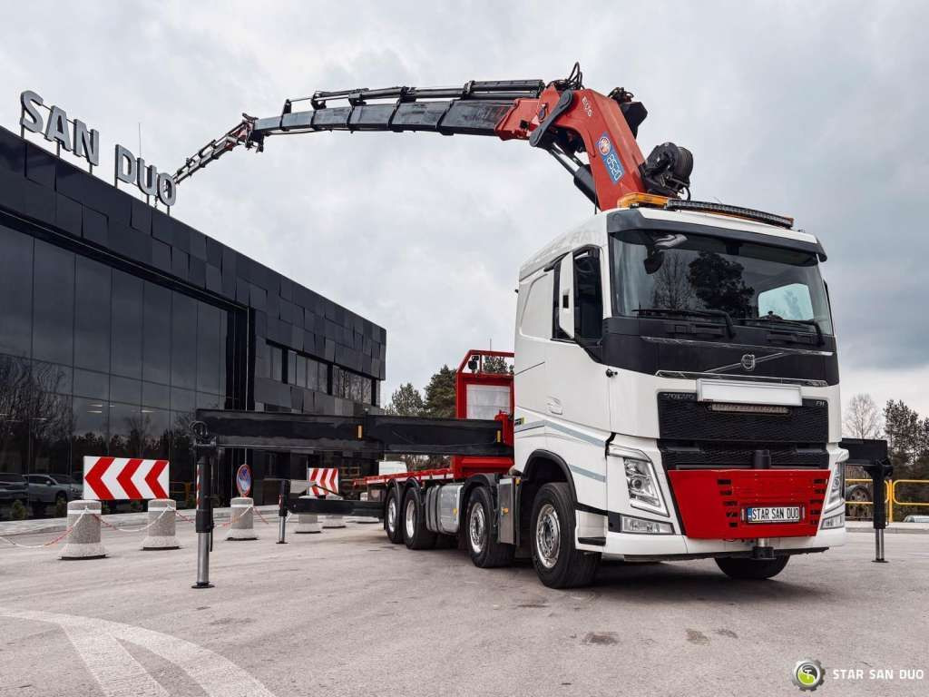Volvo FH 550 8x2 HMF 8520 FLY JIB Winch Crane Euro 6 - Камион со кран: слика 3 Volvo FH 550 8x2 HMF 8520 FLY JIB Winch Crane Euro 6 - Камион со кран: слика 3