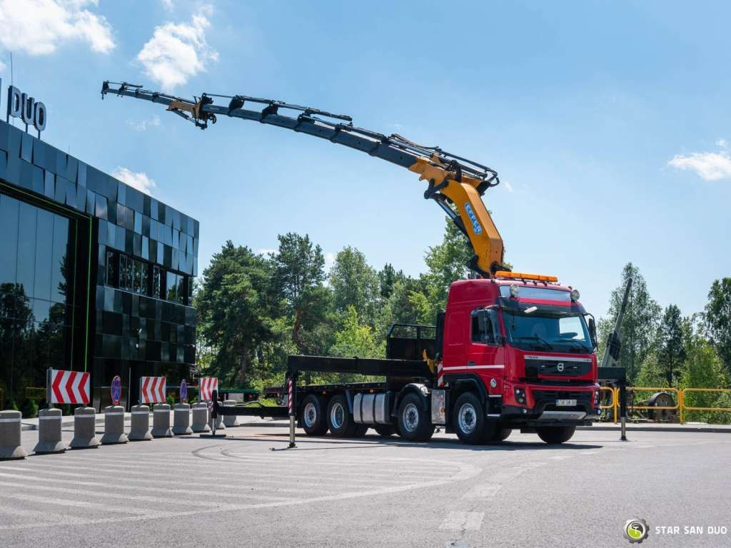 Volvo FMX 500 8x2 Effer 585 Fly Jib Winch Crane Kran - Камион со кран: слика 4 Volvo FMX 500 8x2 Effer 585 Fly Jib Winch Crane Kran - Камион со кран: слика 4