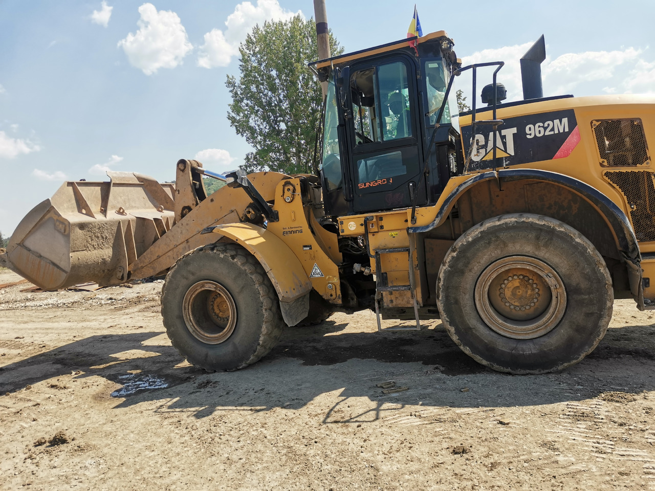 CAT 962 M - Натоварувач на тркала: слика 2 CAT 962 M - Натоварувач на тркала: слика 2