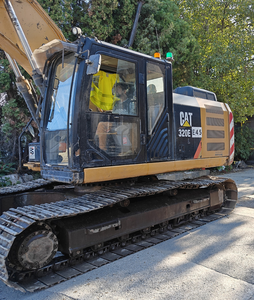 CATERPILLAR 320 EL - Багер: слика 4 CATERPILLAR 320 EL - Багер: слика 4