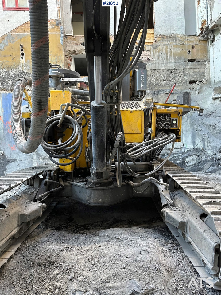 Atlas Epiroc T30 - Машина за бушење: слика 3 Atlas Epiroc T30 - Машина за бушење: слика 3