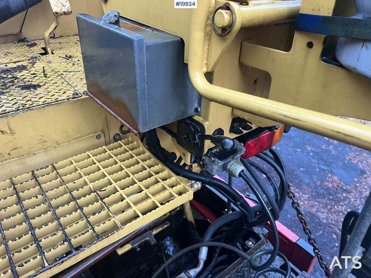 Bitelli midi 2 akslet maskinkjerre m/ kjørebroer - Машина за асфалт: слика 4 Bitelli midi 2 akslet maskinkjerre m/ kjørebroer - Машина за асфалт: слика 4