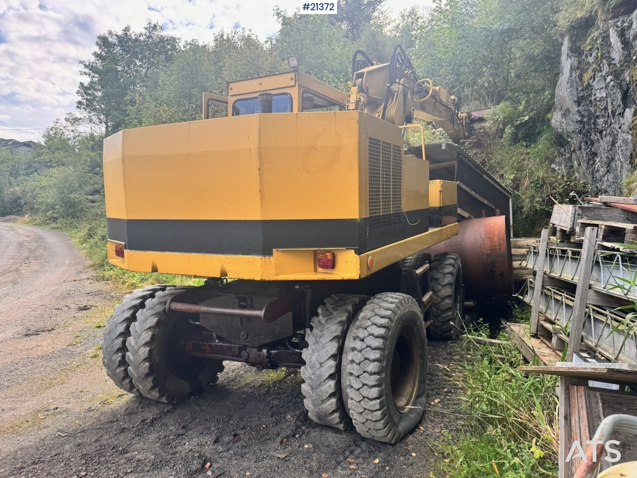 Caterpillar 212B - Багер на тркала: слика 5 Caterpillar 212B - Багер на тркала: слика 5