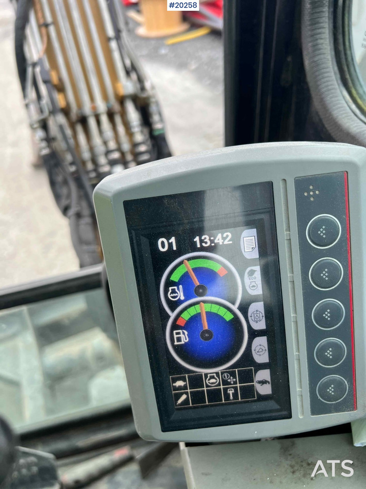 Багер Caterpillar 303.5ECR: слика 31 Багер Caterpillar 303.5ECR: слика 31