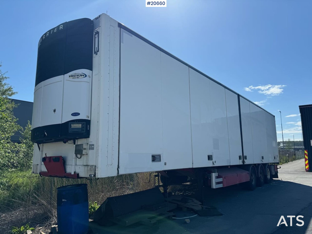 Ekeri Skapsemi m/ full sideåpning og Carrier aggregat - Полуприколка ладилник: слика 2 Ekeri Skapsemi m/ full sideåpning og Carrier aggregat - Полуприколка ладилник: слика 2