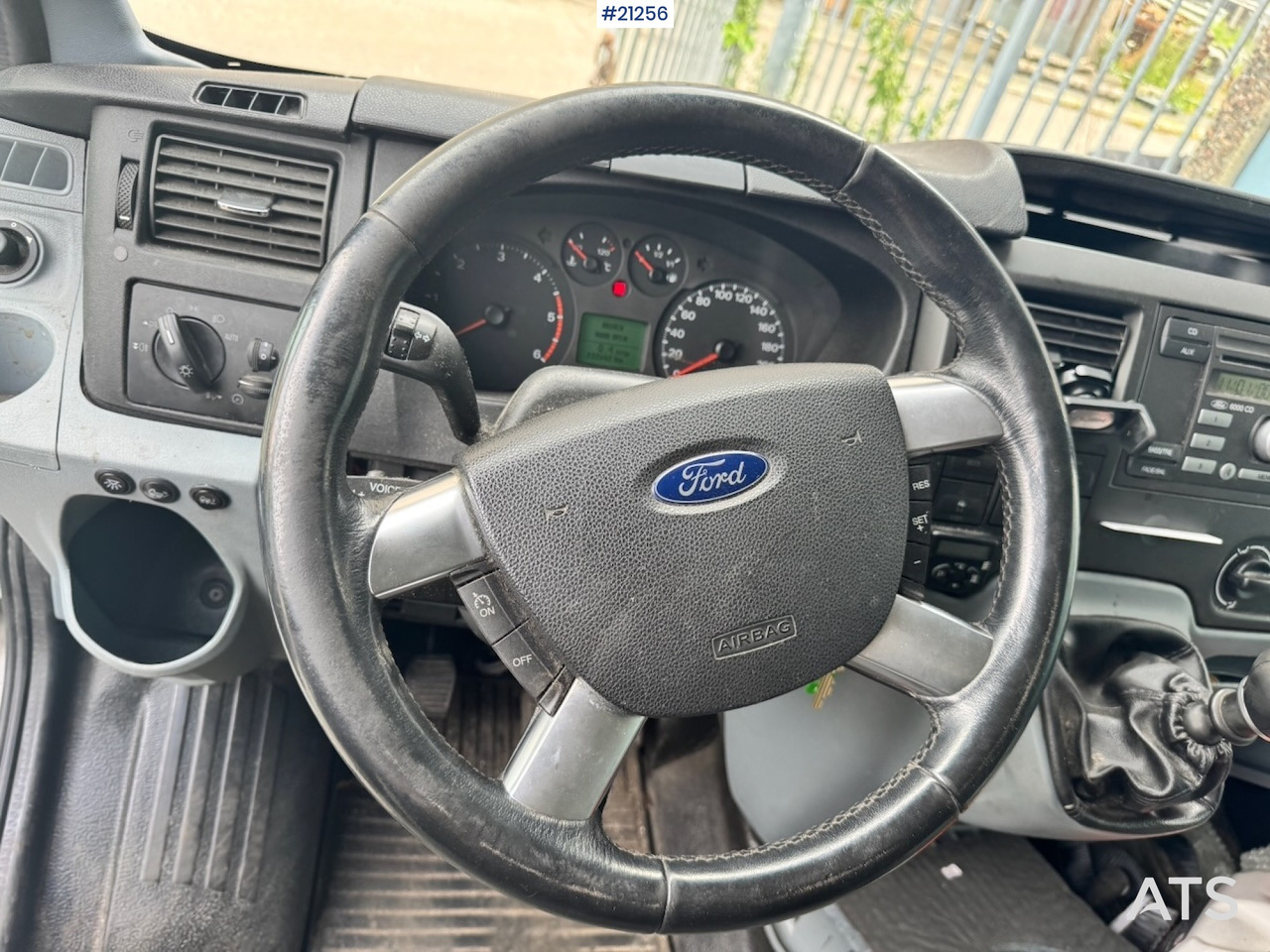 Лизинг на Ford TRANSIT Ford TRANSIT: слика 31