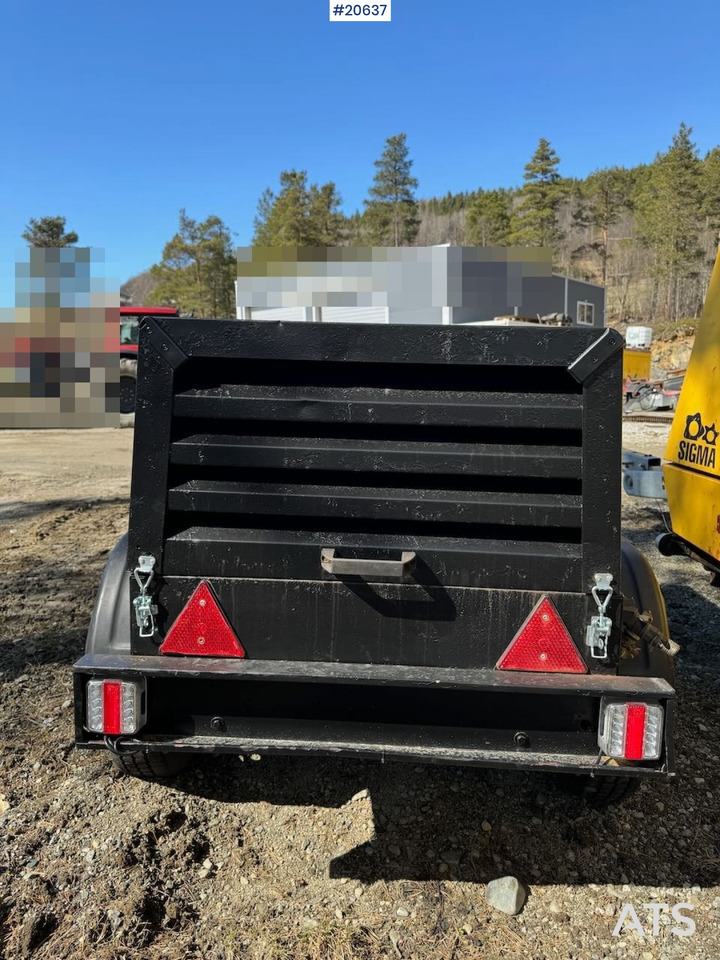 Atlas Copco XAS36YD - Градежна машина: слика 4 Atlas Copco XAS36YD - Градежна машина: слика 4
