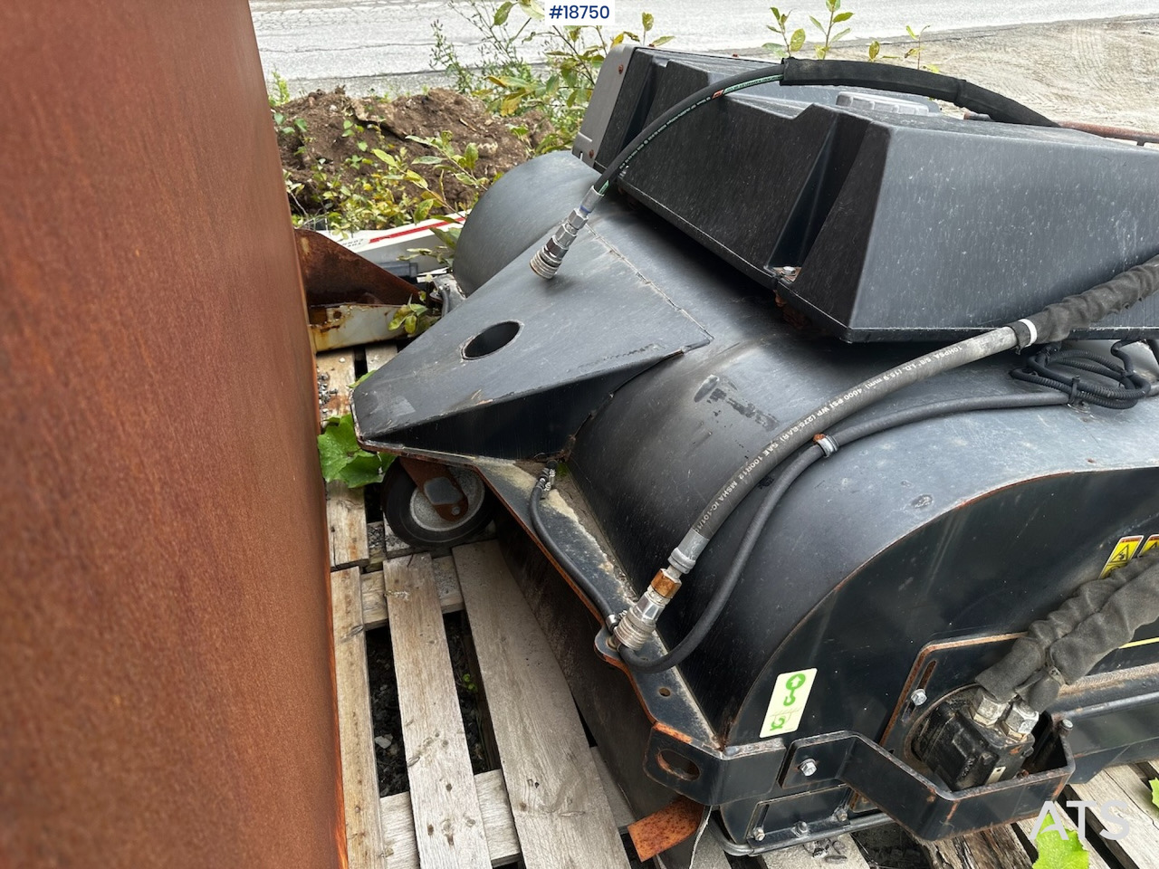 Caterpillar BP15B - Градежна машина: слика 1 Caterpillar BP15B - Градежна машина: слика 1