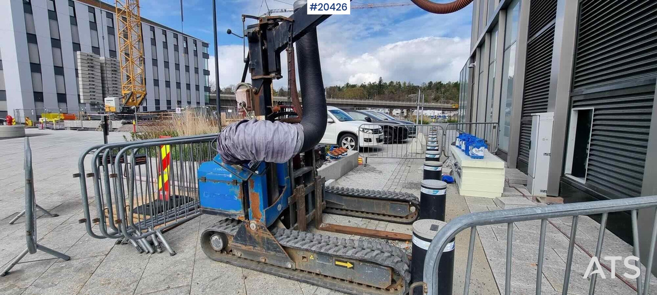 Hinowa TP2000 Vakumløfter til steinheller - Градежна машина: слика 2 Hinowa TP2000 Vakumløfter til steinheller - Градежна машина: слика 2