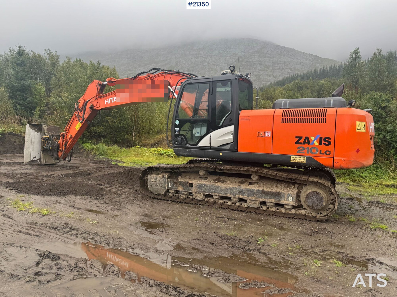 Hitachi ZX210LC - Багер: слика 4 Hitachi ZX210LC - Багер: слика 4