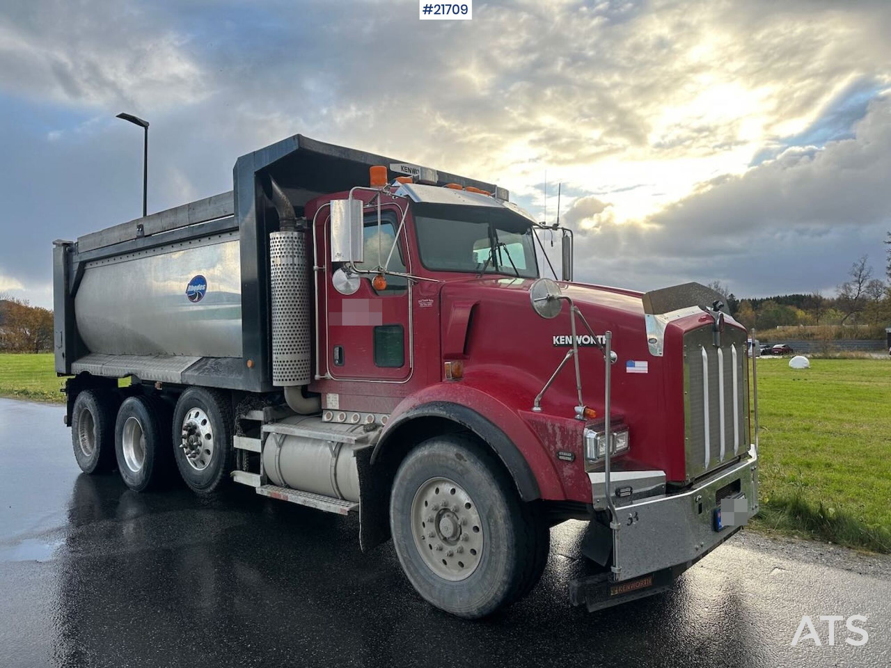 Kenworth 2005 KENWORTH T800 tippbil 8x4 m/ Rhodes påbygg, kompressor, vibrator i kassen. Høy lasteevne! SE VIDEO. - Кипер: слика 5 Kenworth 2005 KENWORTH T800 tippbil 8x4 m/ Rhodes påbygg, kompressor, vibrator i kassen. Høy lasteevne! SE VIDEO. - Кипер: слика 5