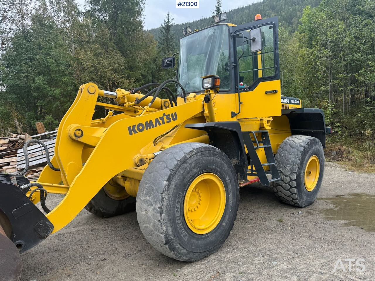 Komatsu WA320-3H - Натоварувач на тркала: слика 2 Komatsu WA320-3H - Натоварувач на тркала: слика 2