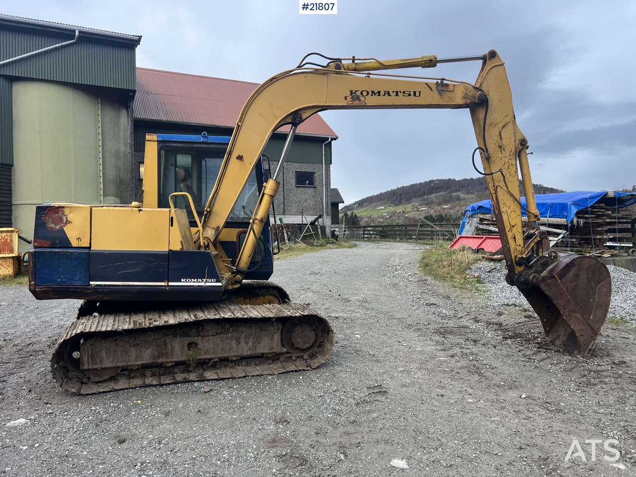 Komatsu pc60-5 gravemaskin m/ renskeskuffe,soldeskuffe og smalskuffe - Багер: слика 3 Komatsu pc60-5 gravemaskin m/ renskeskuffe,soldeskuffe og smalskuffe - Багер: слика 3