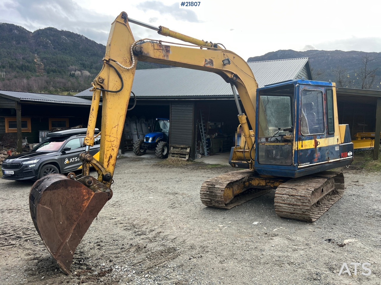 Komatsu pc60-5 gravemaskin m/ renskeskuffe,soldeskuffe og smalskuffe - Багер: слика 1 Komatsu pc60-5 gravemaskin m/ renskeskuffe,soldeskuffe og smalskuffe - Багер: слика 1