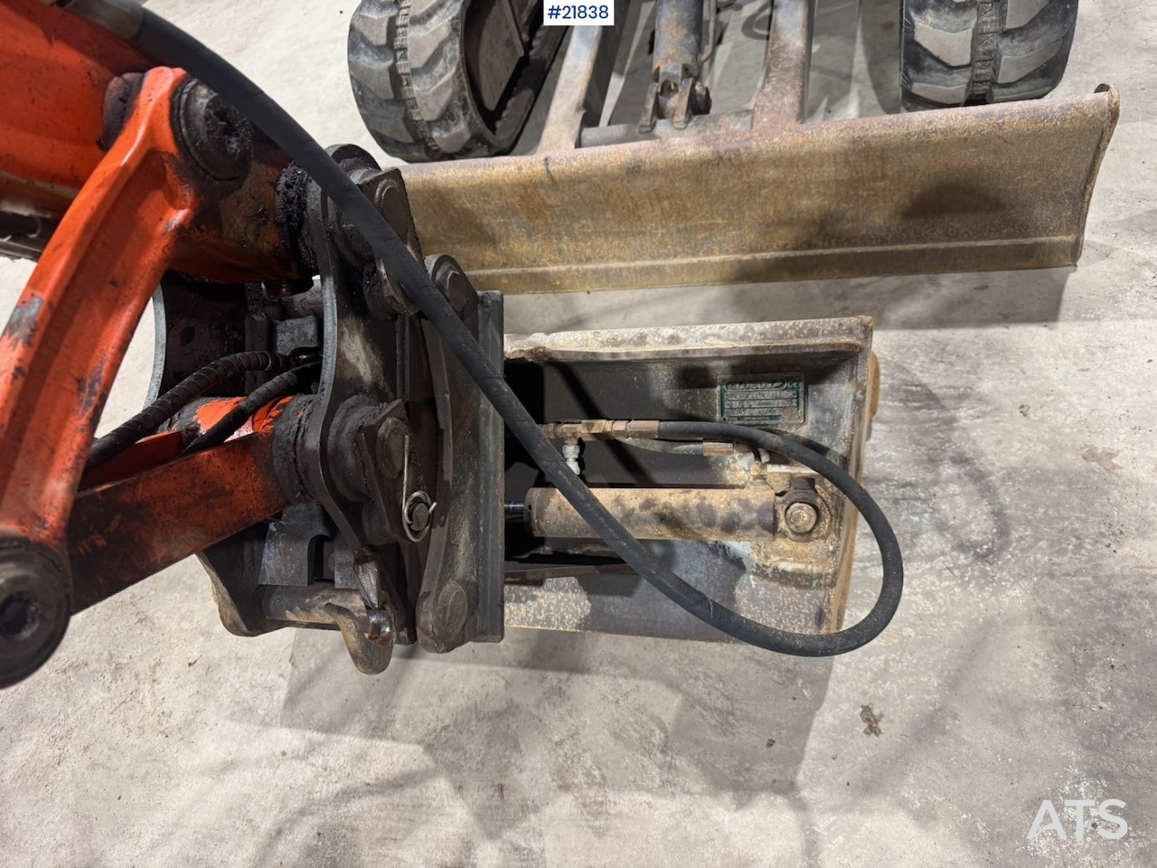 Мини багер Kubota KX101-3 Minigraver m/ Skuffe og Klype.: слика 12 Мини багер Kubota KX101-3 Minigraver m/ Skuffe og Klype.: слика 12