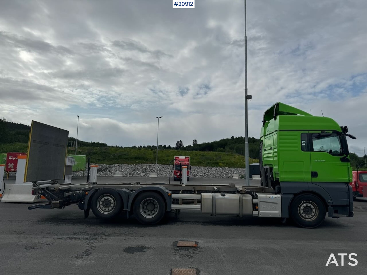 MAN TGX 26.500 - Транспортер на контејнер/ Камион со променливо тело: слика 4 MAN TGX 26.500 - Транспортер на контејнер/ Камион со променливо тело: слика 4