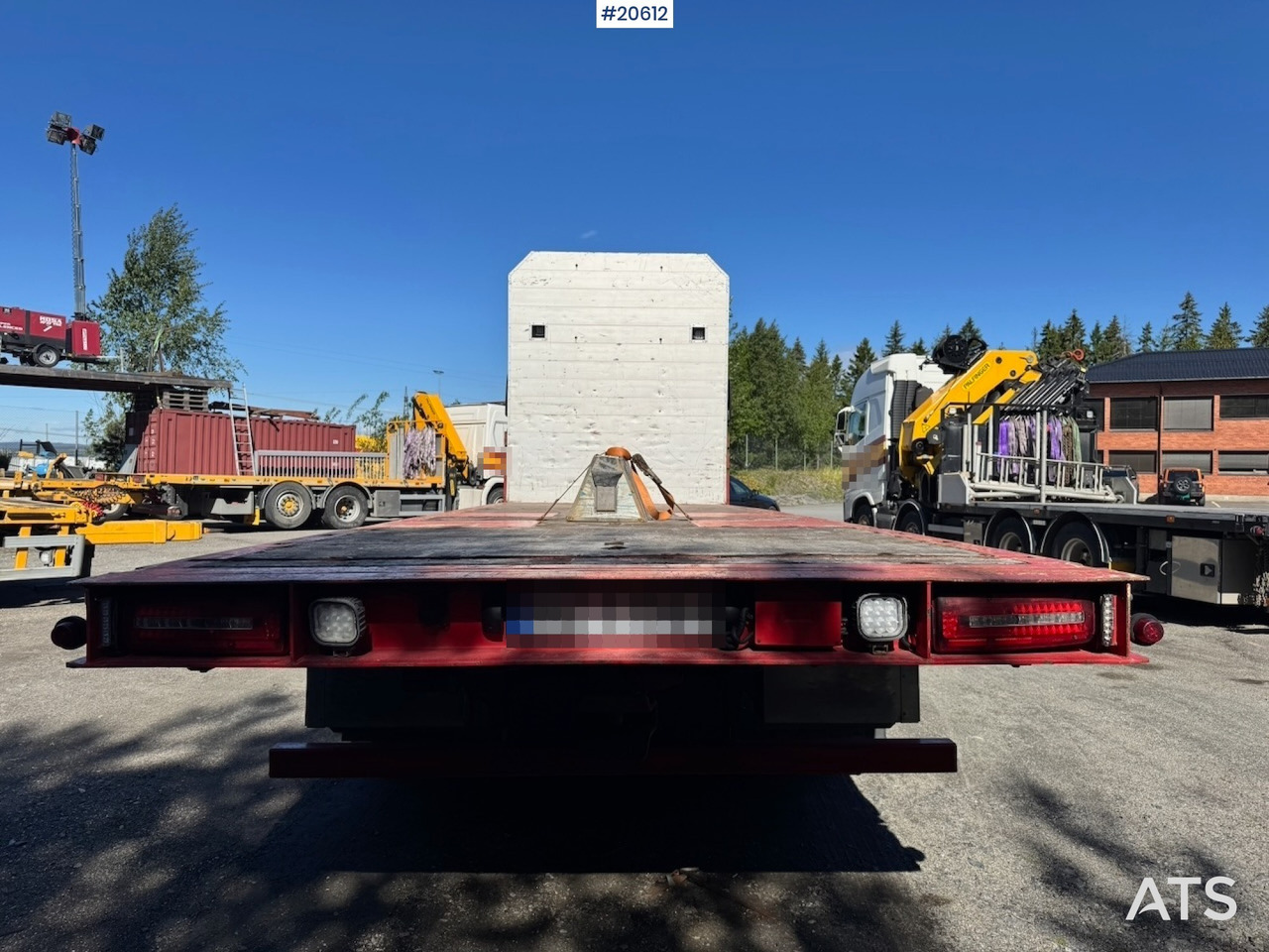 MAN TGX 580 - Камион со платформа: слика 5 MAN TGX 580 - Камион со платформа: слика 5