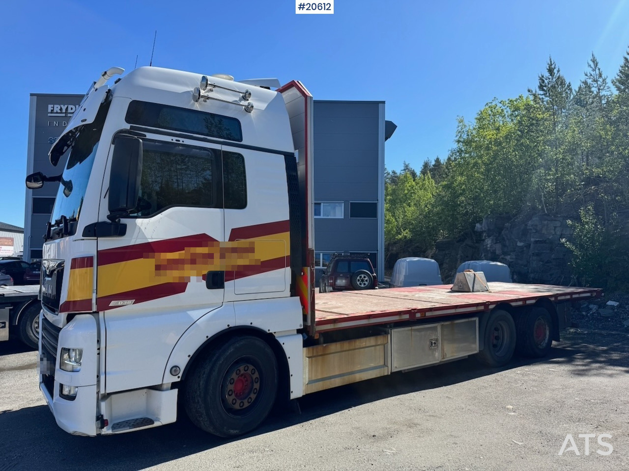 MAN TGX 580 - Камион со платформа: слика 2 MAN TGX 580 - Камион со платформа: слика 2