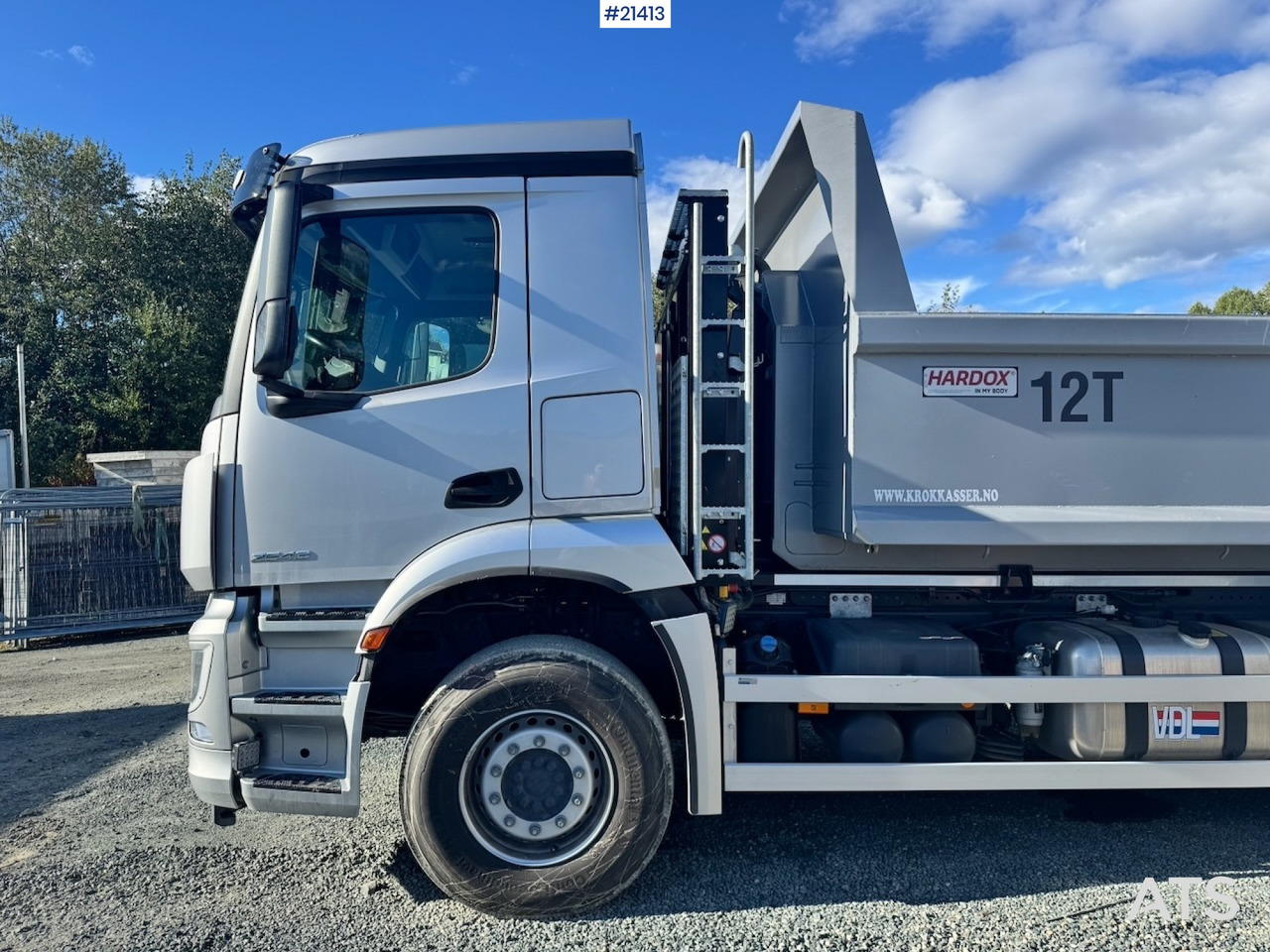 Mercedes Arocs 2543 - Камион со кука за подигање: слика 4 Mercedes Arocs 2543 - Камион со кука за подигање: слика 4